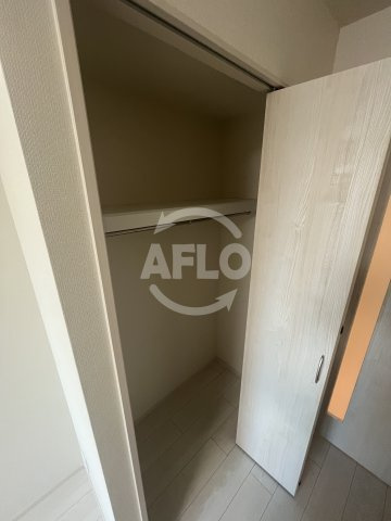 ハーモニーテラス西中島南方の収納|クローゼット