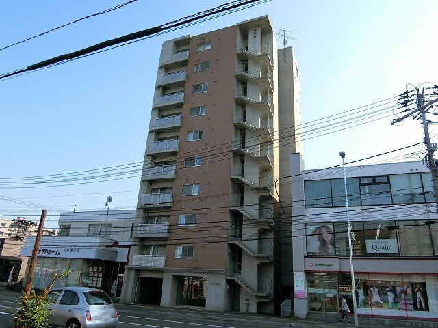 ａｖｅｃ西町