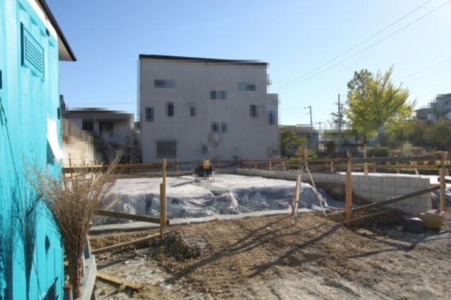高知市愛宕町3丁目　第1　新築戸建　2号棟　（全3区画）の外観|4LDK+テレワークルーム　　
土地面積　138.26㎡（約41.82坪）建物面積　 110.97㎡   （約33.56坪）