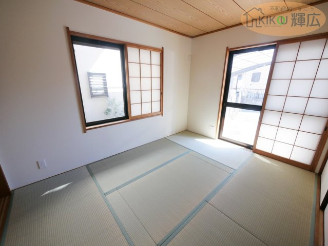 加古川市加古川町中津　中古戸建の和室