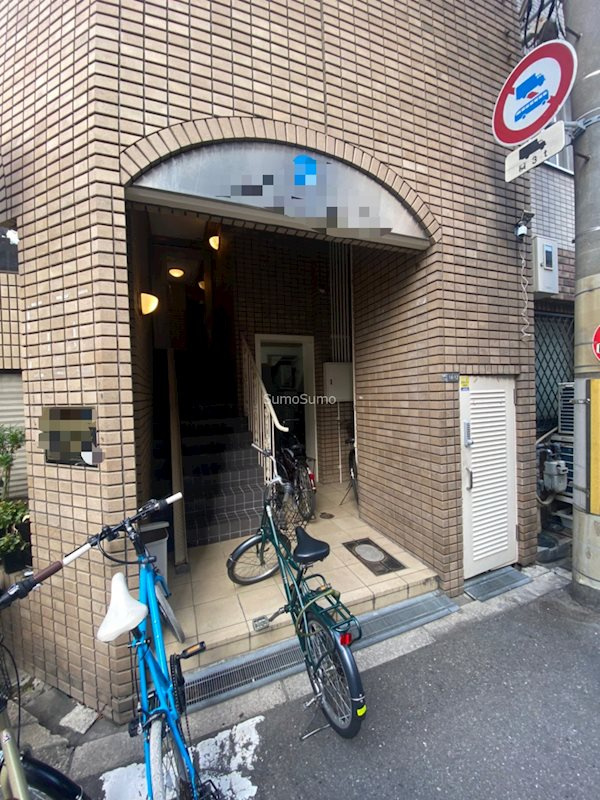 エスタイル北堀江のエントランス