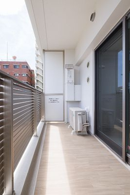 市川市市川１丁目の賃貸マンションのバルコニー