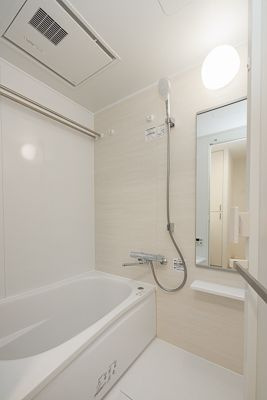 市川市市川１丁目の賃貸マンションの浴室