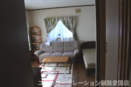 【洋室】 | 駒場町9番16、17売家