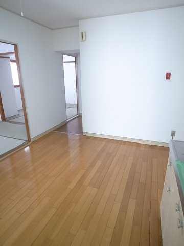 コーポタカハマの内装