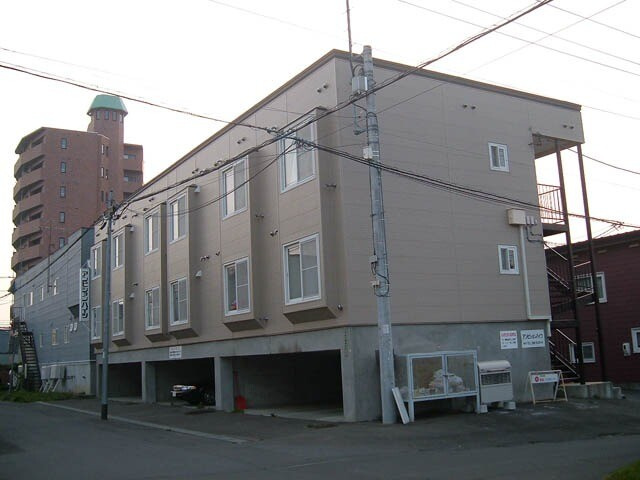 アンビションハイツ