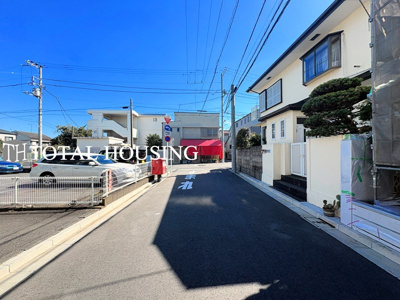 【前面道路含む現地写真】 | 杉並区上井草4丁目　中古戸建　全1棟