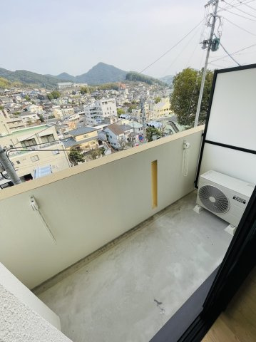 グランドステージ西山のバルコニー