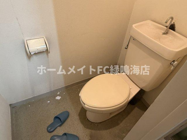万場山１丁目貸店舗（歯医者の跡地）のトイレ