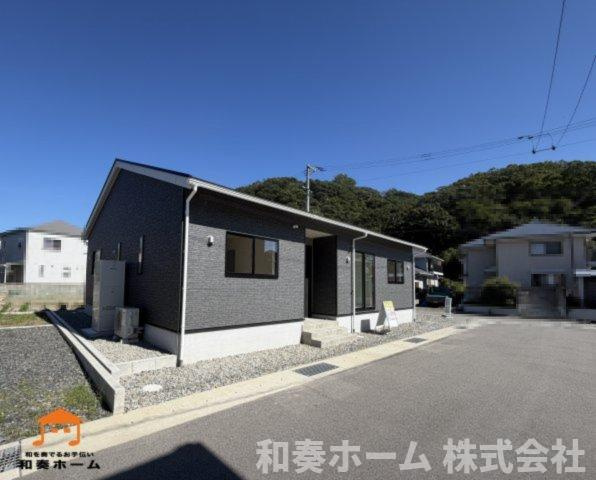 クレイドルガーデン鳴門市撫養町弁財天第3の前面道路含む現地写真
