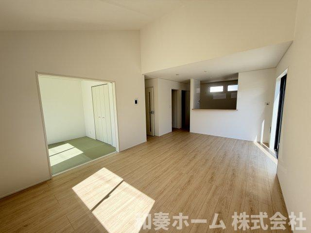 クレイドルガーデン鳴門市撫養町弁財天第3の居間・リビング