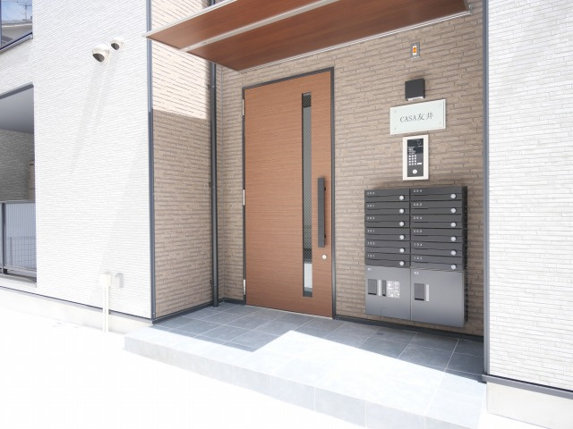CASA友井のエントランス