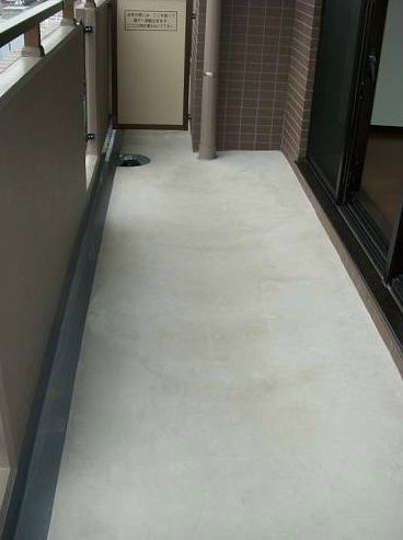 横浜市西区伊勢町３丁目の賃貸マンションのバルコニー