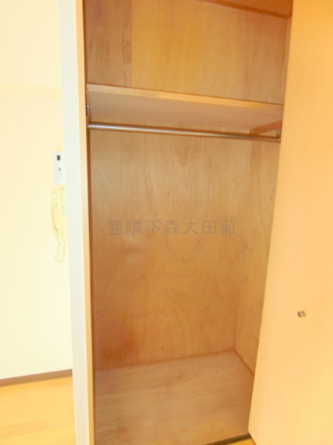 J-CRESTジェイクレスト羽田の収納|洋室側の収納