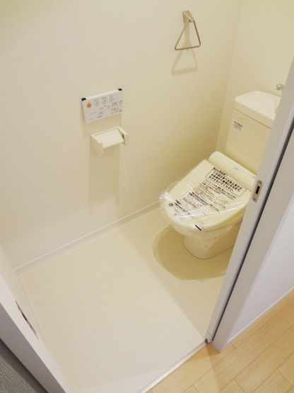 【トイレ】 | デイジー　フラッツ | 同物件別号室参考写真