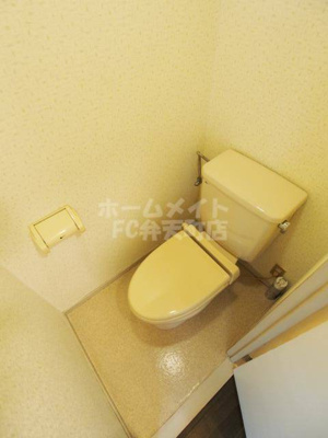 【トイレ】 | 丸栄マンション九条 | 落ち着いたトイレです