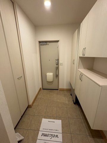 D-room中州の玄関|※同建物の類似写真となります。