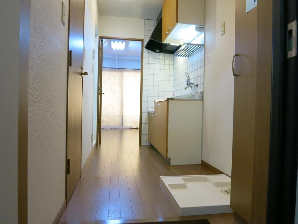 パルティール久米川の玄関