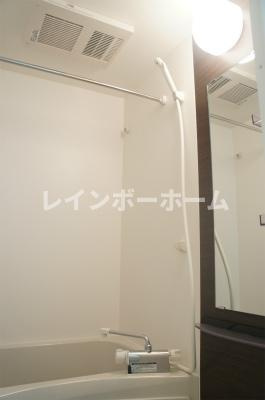 リブリ・deuxSoleil中里の浴室
