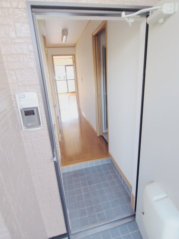 カーサアルバの玄関