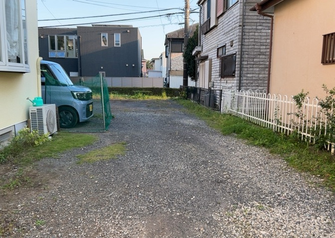 【外観】 | 大野台売地 | 土地を買う際、住む地域の自治体や福祉の補助制度にも注目してみましょう。子供や老人の医療補助やゴミ出しのルールなど、自治体によってルールに大きな違いがあるため、暮らしやすい土地で判断するとよいでしょう。
