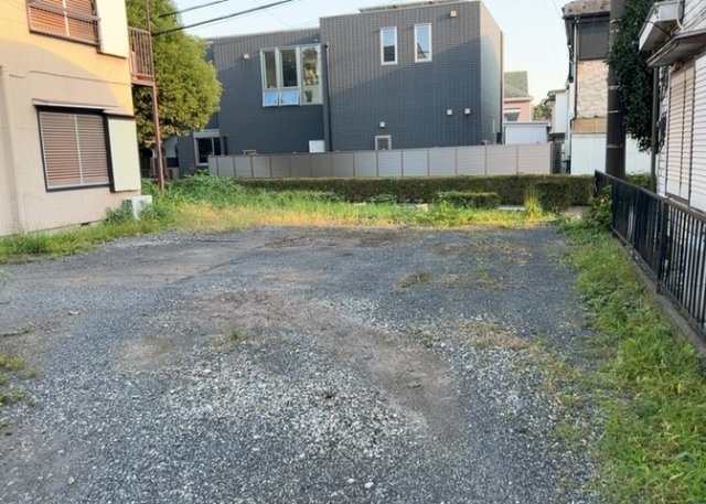 【外観】 | 大野台売地 | 隣家の土地はどうなっているのか、生活利便施設が近くにあるのか、学校まで近いかなど、お客様のライフスタイルにあわせたイメージが重要です。また、近くにあると困る施設が近くにないかも確認するといいでしょう。