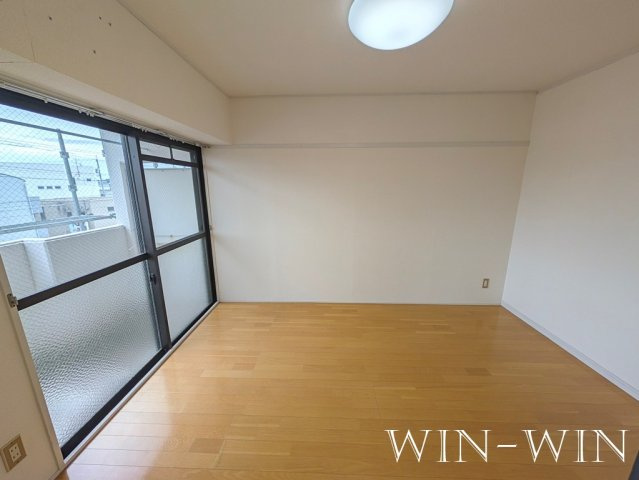岩月ビルディングの寝室