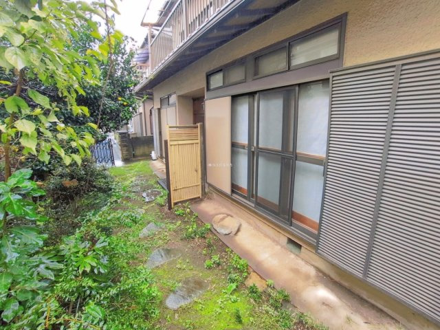 富士見市上沢２丁目の中古一戸建の庭