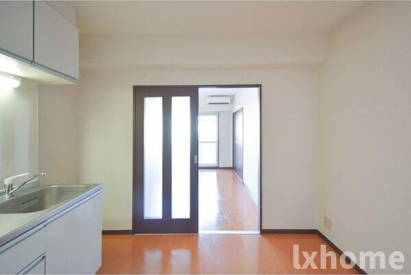 マンションクォーレの居間・リビング