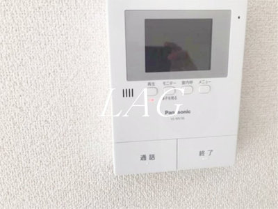 【セキュリティ】 | ジュネス５ | モニター付インターホンです。