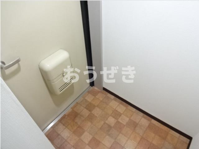 中島ＩＣハイツの玄関