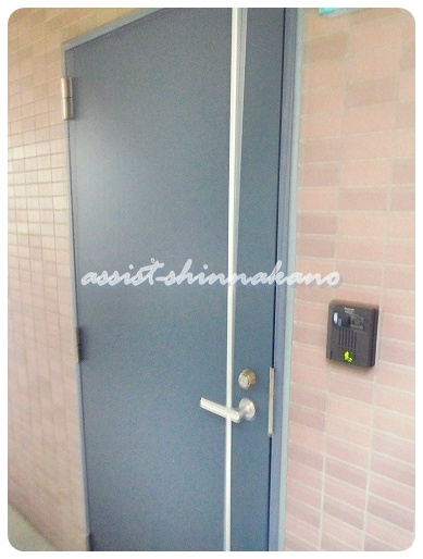 メインステージ中野坂上の玄関|別号室の参考写真です