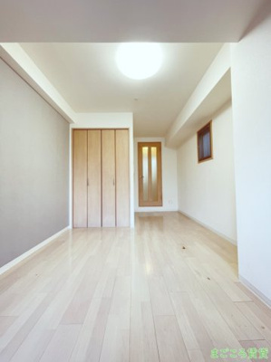 【寝室】 | ルミエール瓦屋町
