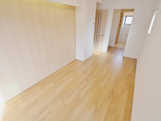 カーサ・カルマ桃山の居間・リビング