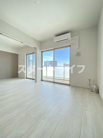 大阪市淀川区木川西２丁目の賃貸マンションの居間・リビング