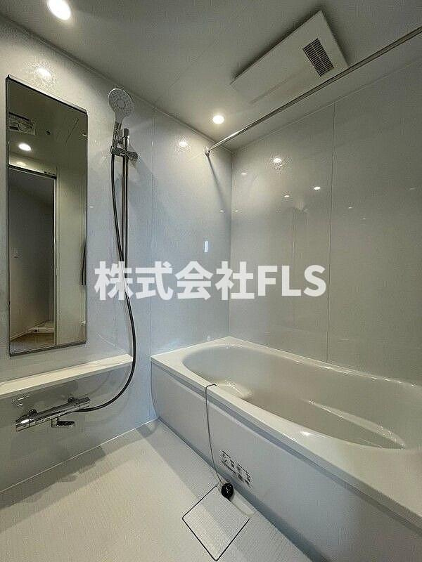 港区元麻布３丁目の賃貸マンションの浴室