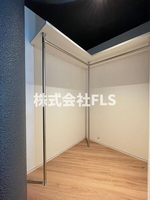 港区元麻布３丁目の賃貸マンションの収納