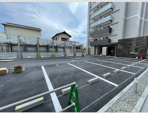 【駐車場】 | エスリード江坂セントラム