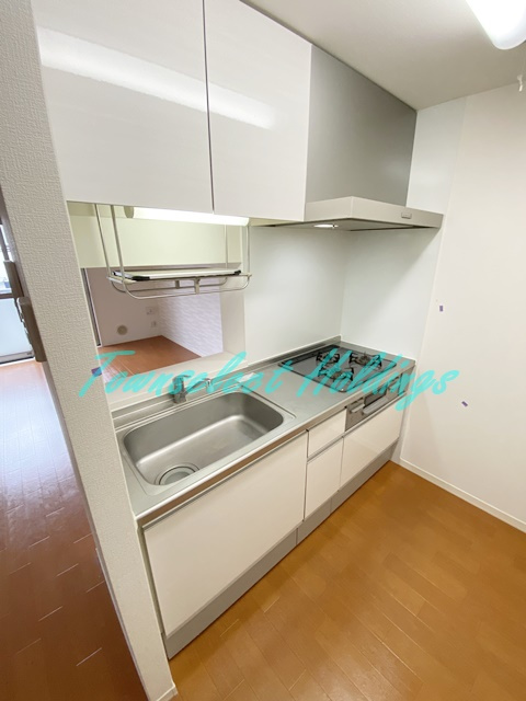 横浜市戸塚区矢部町のアパートのキッチン