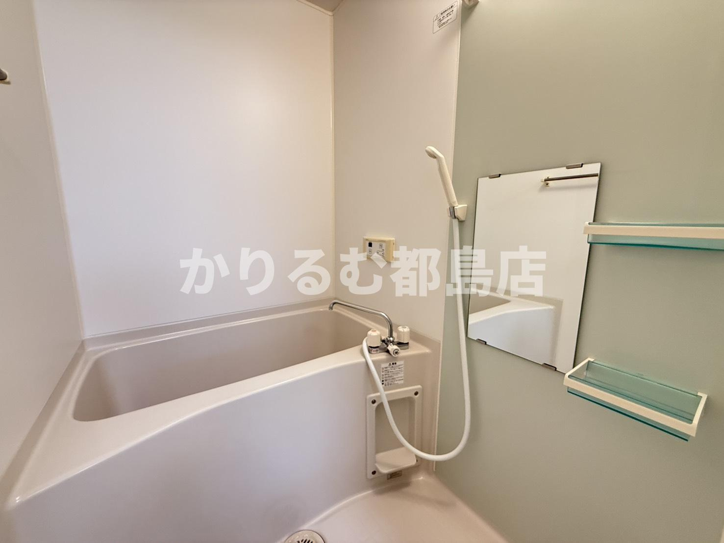 佐伯第2コーポの浴室