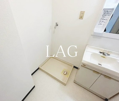 【設備】 | サンライズシナサン | 室内洗濯機置場です。