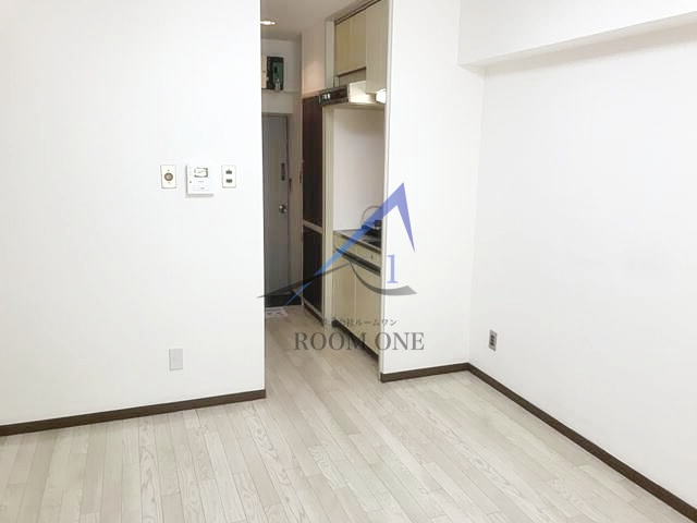 カルム赤坂の居間・リビング|洋室のお部屋です。