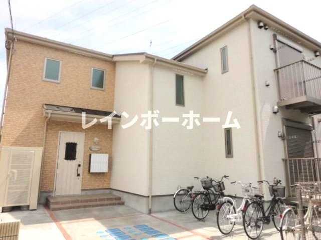 CASA　Yotubaの外観