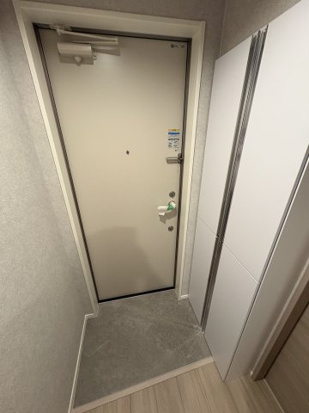 【玄関】 | Grand Villa ROKUCHO | 同一仕様写真