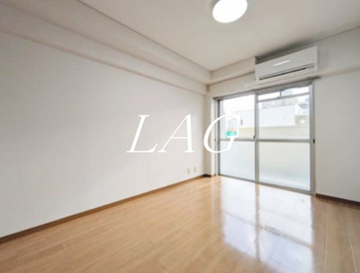 【居間・リビング】 | ドルフケンマート | 洋室のお部屋です。
