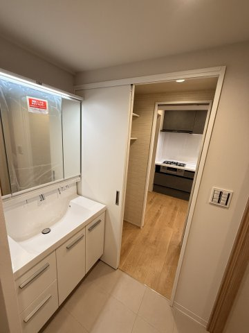 サンメゾン枚方朝日丘かえで館の洗面所|ｗ900