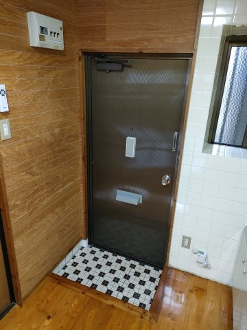 グリーンマンションⅠの玄関