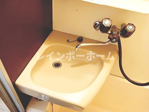 吉敷ビルの洗面所