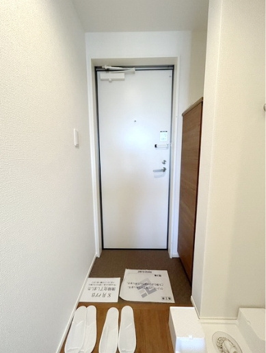 カインドネス鷹の台の玄関
