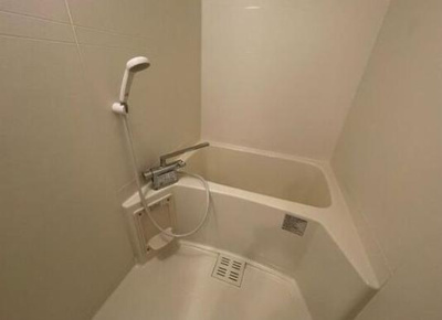 【浴室】 | アンソレイユ | ※同タイプの写真となり、実際のお部屋とは異なる場合があります